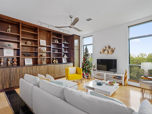 1320 Robert Browning ST, Unit 305, Austin, TX 78723