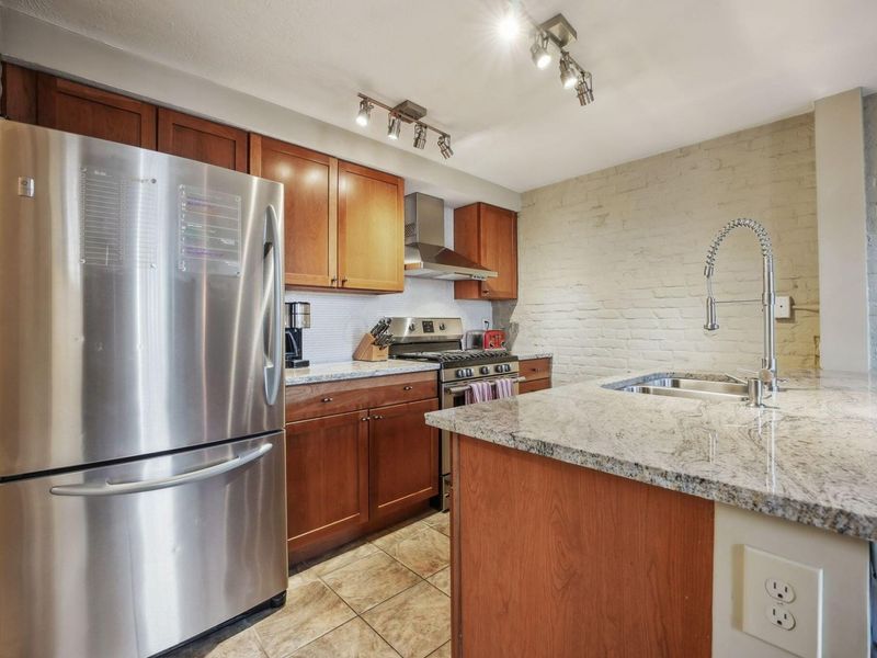 544 S Front Street, Unit 103, Columbus, OH 43215 Photo 9