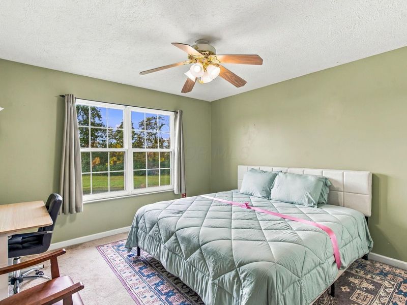 786 Spring Valley Drive , Lewis Center, OH 43035 Photo 13