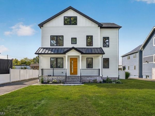 242 Saint Paul St, Westfield, NJ 07090