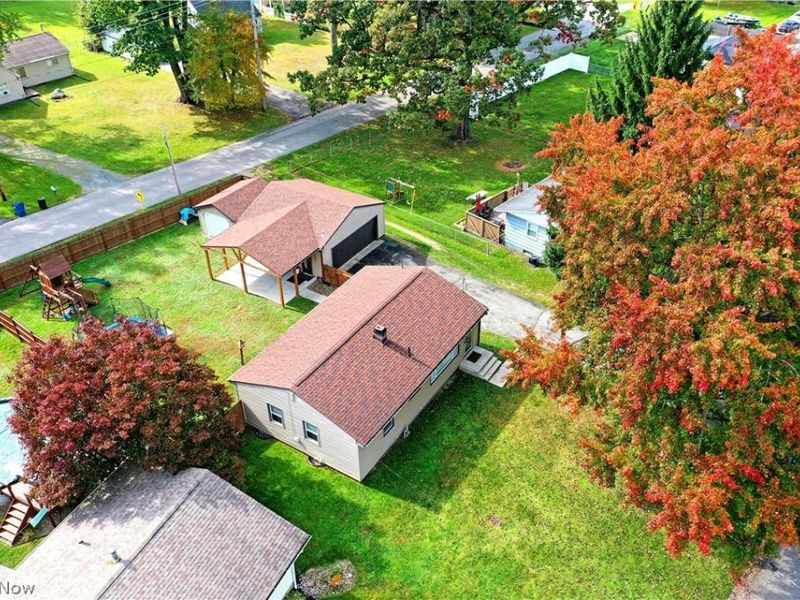 8294 Englewood Street NE, Warren, OH 44484 Photo 2