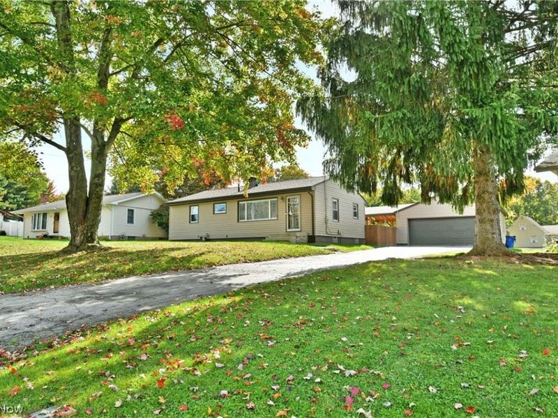 8294 Englewood Street NE, Warren, OH 44484 Photo 40