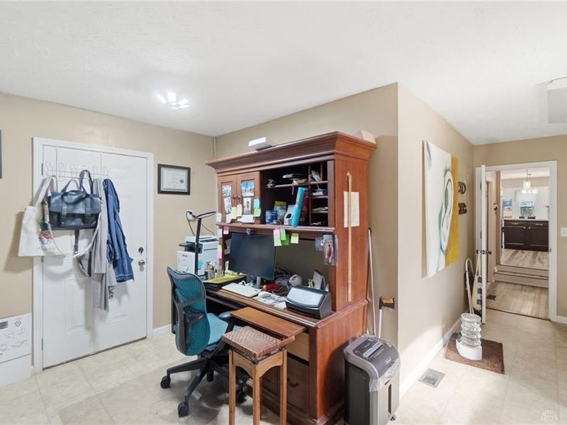 9037 Bedford Court, Clearcreek Township, OH 45458 Photo 44