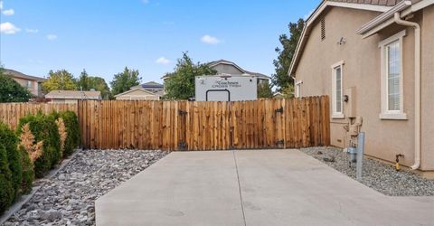 810 Sequoia Pass Court, Sparks, NV 89436 Photo