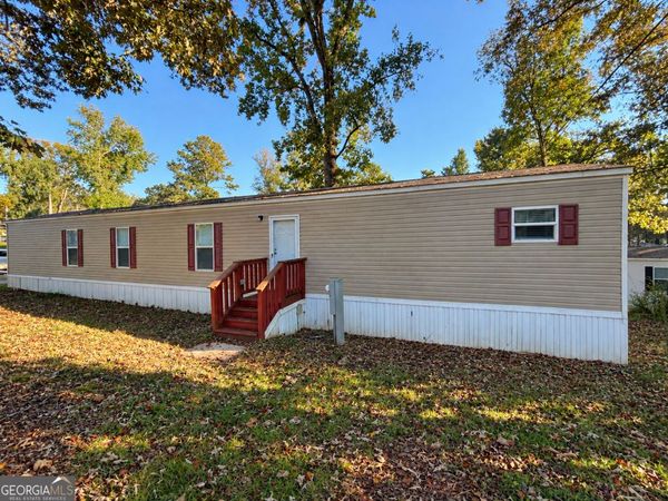 215 Skyline Drive, Fayetteville, GA 30214
