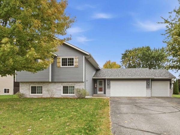 1206 Callaway Street E, Saint Joseph, MN 56374