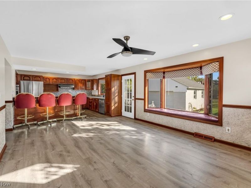 6643 Orchard Boulevard, Parma Heights, OH 44130 Photo 6