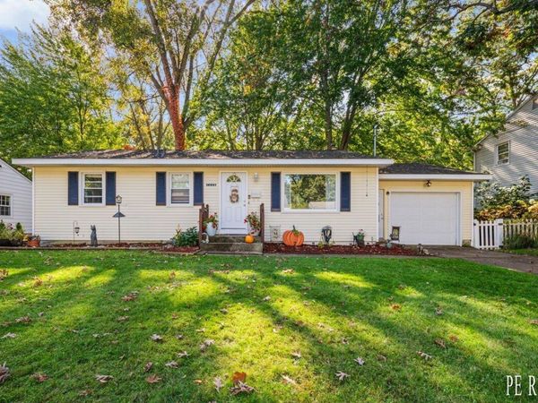1438 43rd Street SW, Wyoming, MI 49509