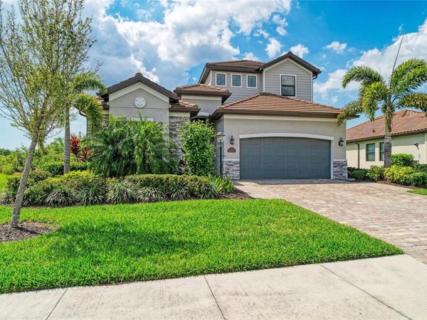 6070 BRANDON RUN, LAKEWOOD RANCH, FL 34211