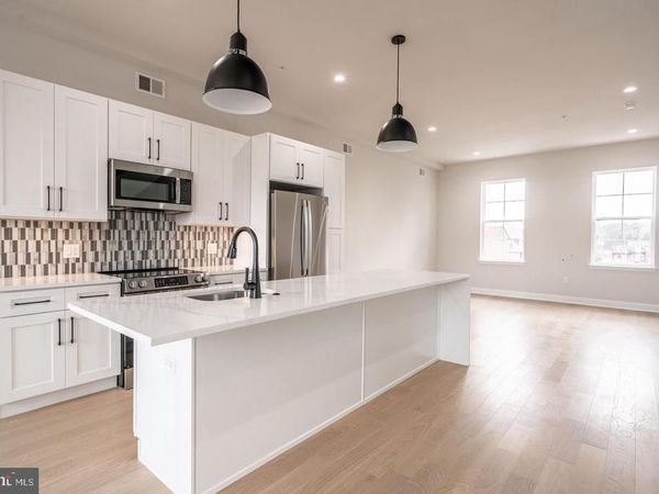 2725 LORRAINE COURT , PHILADELPHIA, PA 19131
