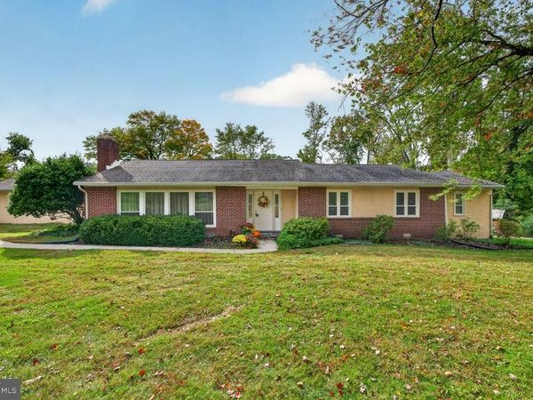 303 TAYLOR LANE , KENNETT SQUARE, PA 19348