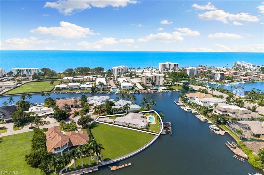 205 Spring Line Dr , Naples, FL 34102 Photo