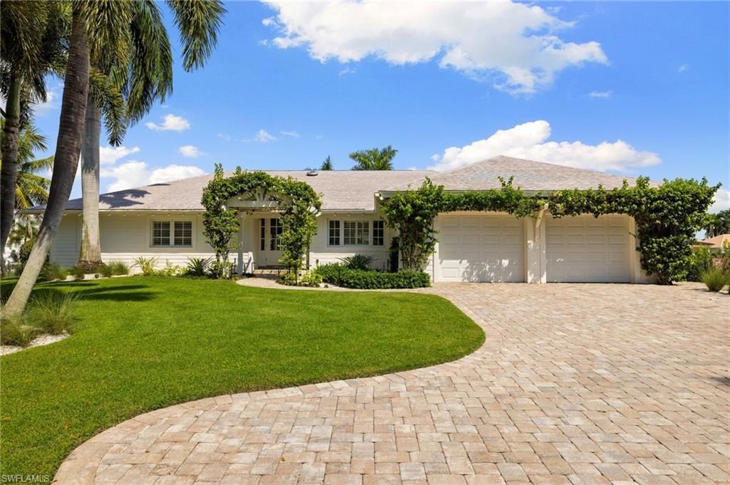 205 Spring Line Dr , Naples, FL 34102 Photo