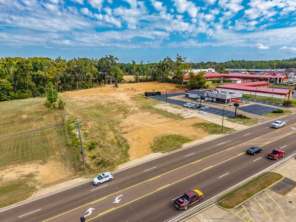 TBD Highway 6, Batesville, MS 38606