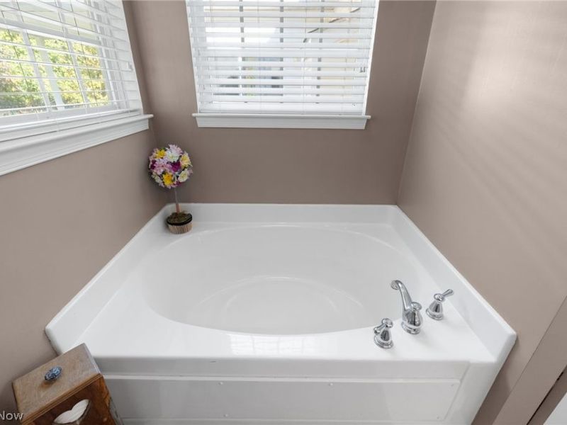 5341 Ivandale Drive, Medina, OH 44256 Photo 17