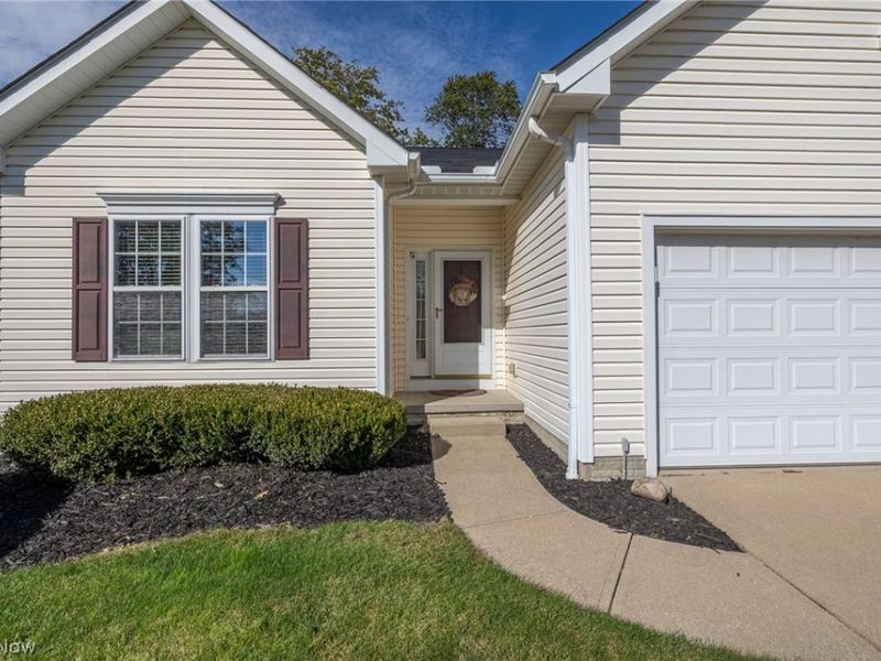 5341 Ivandale Drive, Medina, OH 44256 Photo 2