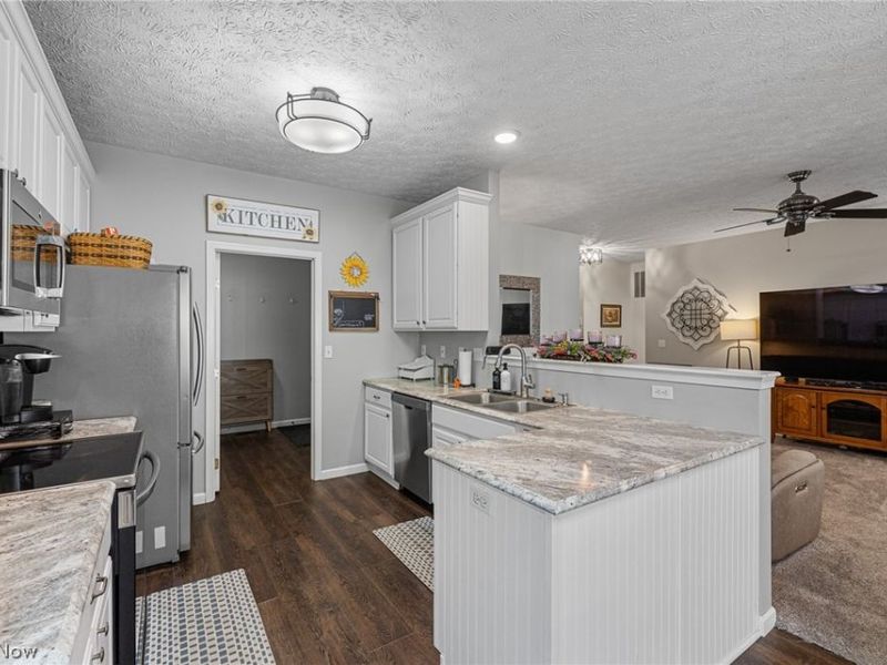 5341 Ivandale Drive, Medina, OH 44256 Photo 9