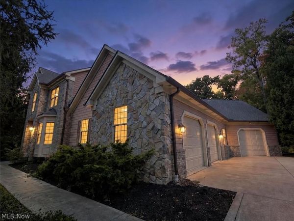 11440 Glenmora Drive , Chardon, OH 44024