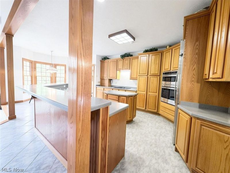 11440 Glenmora Drive, Chardon, OH 44024 Photo 12