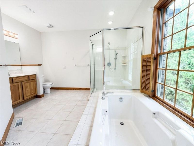 11440 Glenmora Drive, Chardon, OH 44024 Photo 31