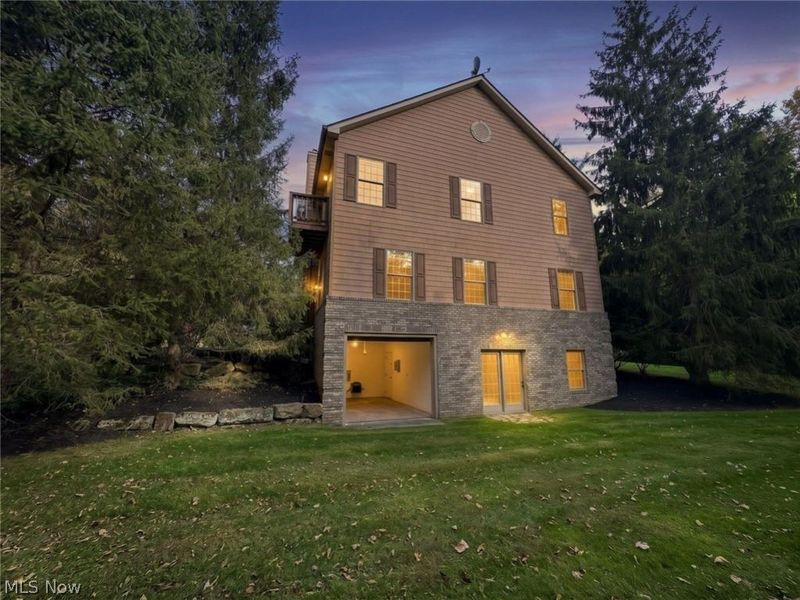11440 Glenmora Drive, Chardon, OH 44024 Photo 4