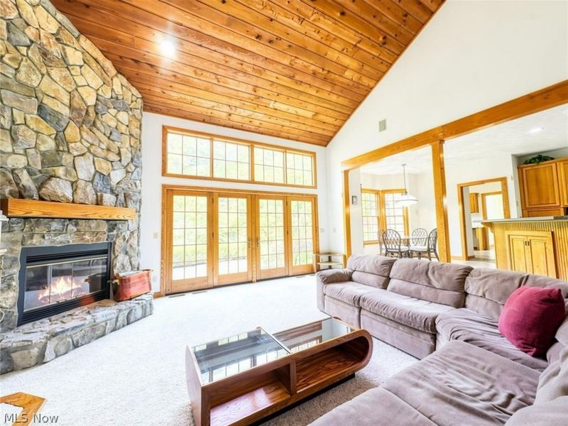 11440 Glenmora Drive, Chardon, OH 44024 Photo 8