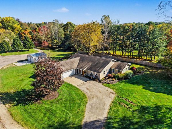 4025 21st Street, Dorr, MI 49323