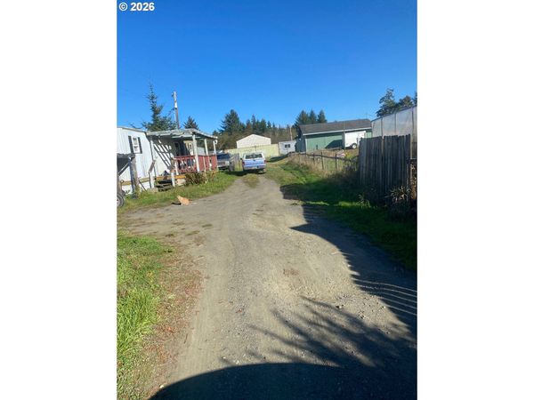 63649 S BARVIEW RD, Coos Bay, OR 97420