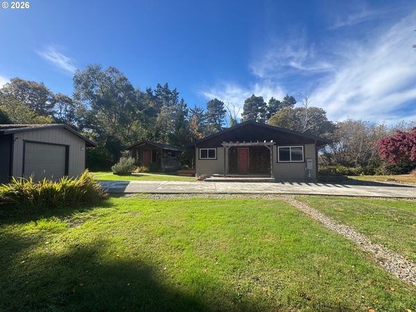 87682 BILL CREEK LN, Bandon, OR 97411