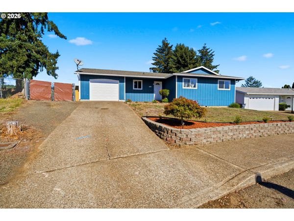 690 NE 5TH ST, Willamina, OR 97396