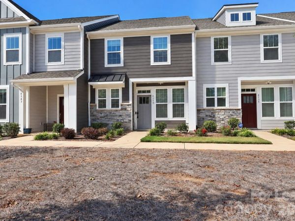 4139 Walking Ridge Road , Charlotte, NC 28208