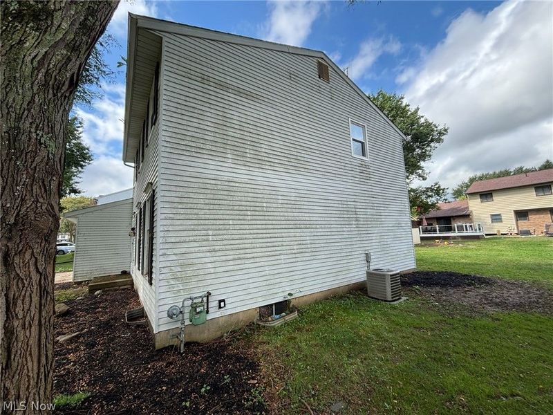 7950 Woodrush Drive NW, North Canton, OH 44720 Photo 4