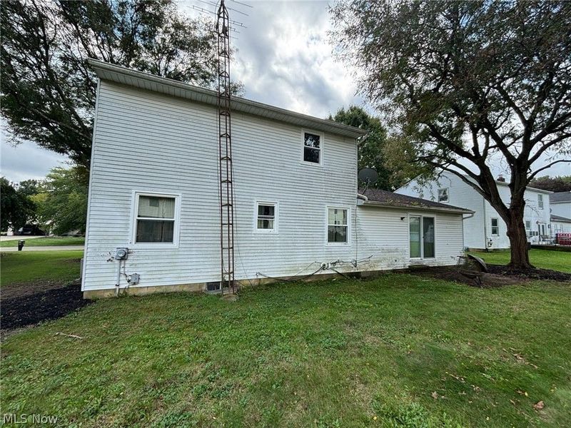 7950 Woodrush Drive NW, North Canton, OH 44720 Photo 5
