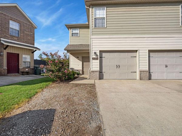 1125 S Tottenham Court, Fayetteville, AR 72704