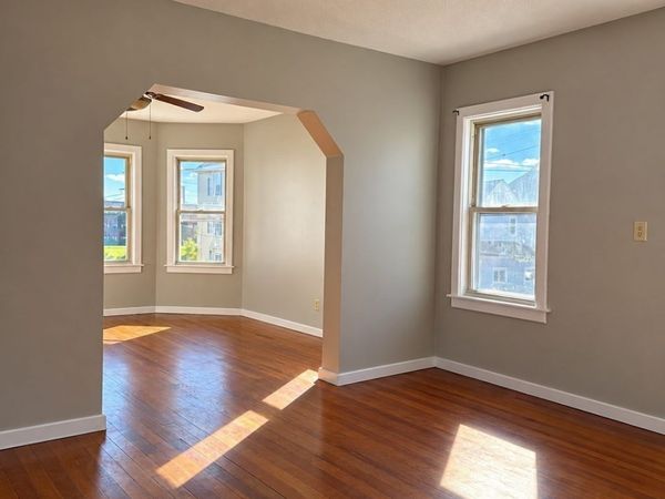 325 Davis St, Unit 2, New Bedford, MA 02746