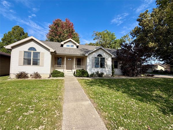 306 E Jefferson Street, Prairie City, IA 50228