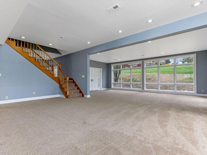 3388 Meadow Road , Cambridge, OH 43725 Photo 10