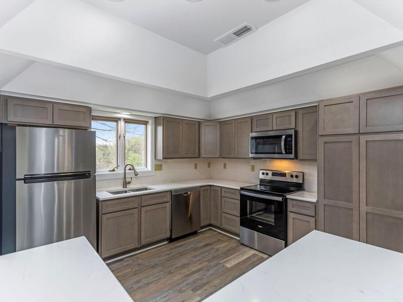 3388 Meadow Road , Cambridge, OH 43725 Photo 25