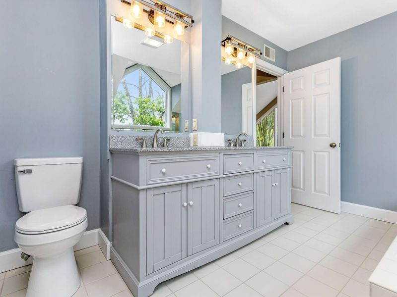 3388 Meadow Road , Cambridge, OH 43725 Photo 35