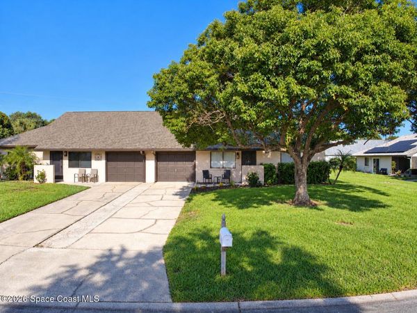 672 Casa Grande Drive , Melbourne, FL 32940