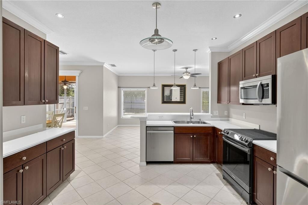 8250 Silver Birch Way , Lehigh Acres, FL 33971 Photo