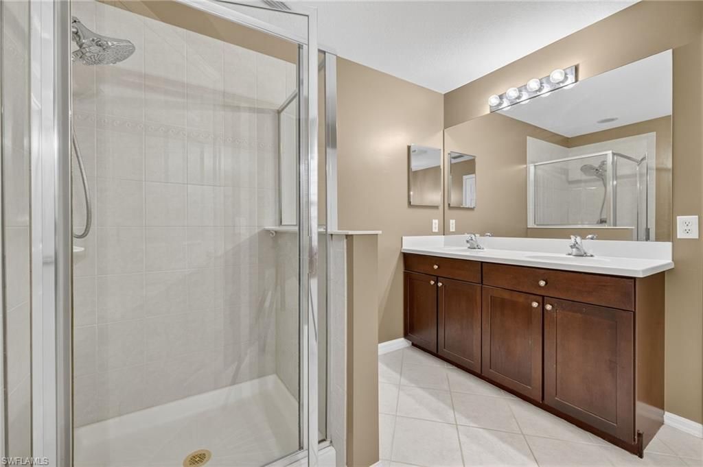 8250 Silver Birch Way , Lehigh Acres, FL 33971 Photo