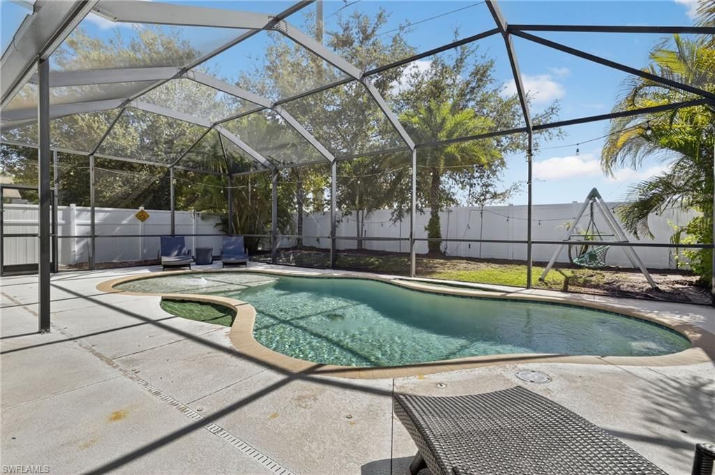 8250 Silver Birch Way , Lehigh Acres, FL 33971 Photo