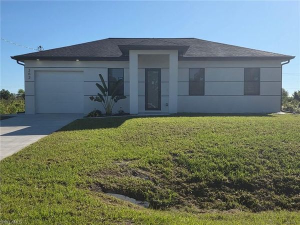 365 Butler AVE S, LEHIGH ACRES, FL 33974