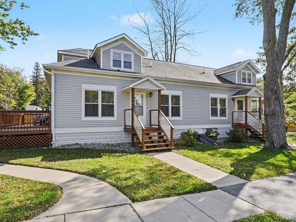 7370 N North Shore Drive, Unit 23, South Haven, MI 49090