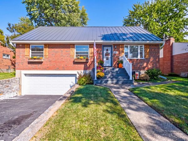 2082 Rollingridge Lane, Cincinnati, OH 45238