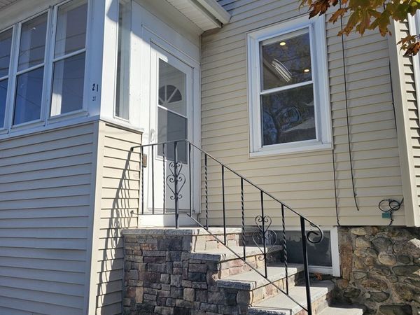 21-23 Arthur St, Unit 21, Methuen, MA 01844