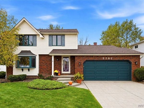 3761 Dogwood Lane , Hamburg, NY 14075