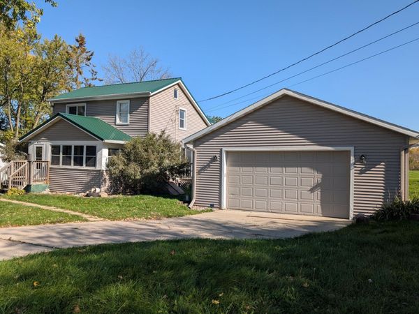 411 Stoughton Road, Edgerton, WI 53534