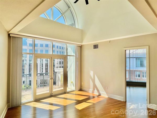 4625 Piedmont Row Drive, Unit 706 E, Charlotte, NC 28210